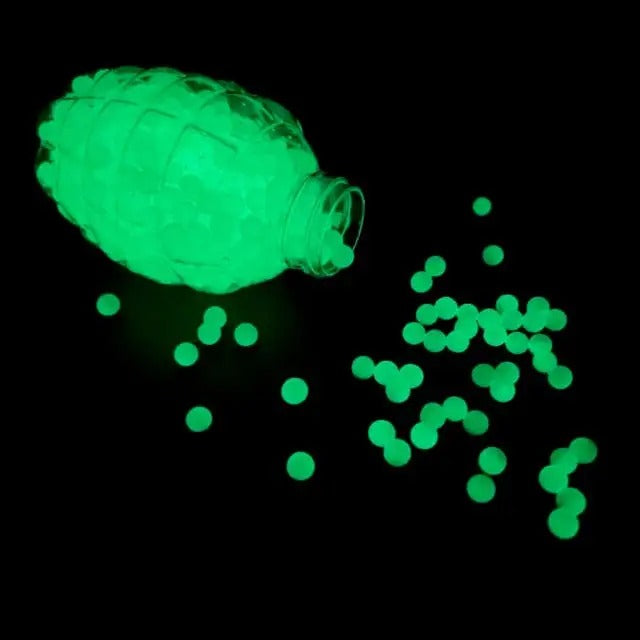 100,000 Gel Balls Glow in the Dark